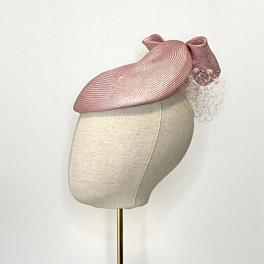 Pale Pink Cocktail shape with bow and spotted veiling