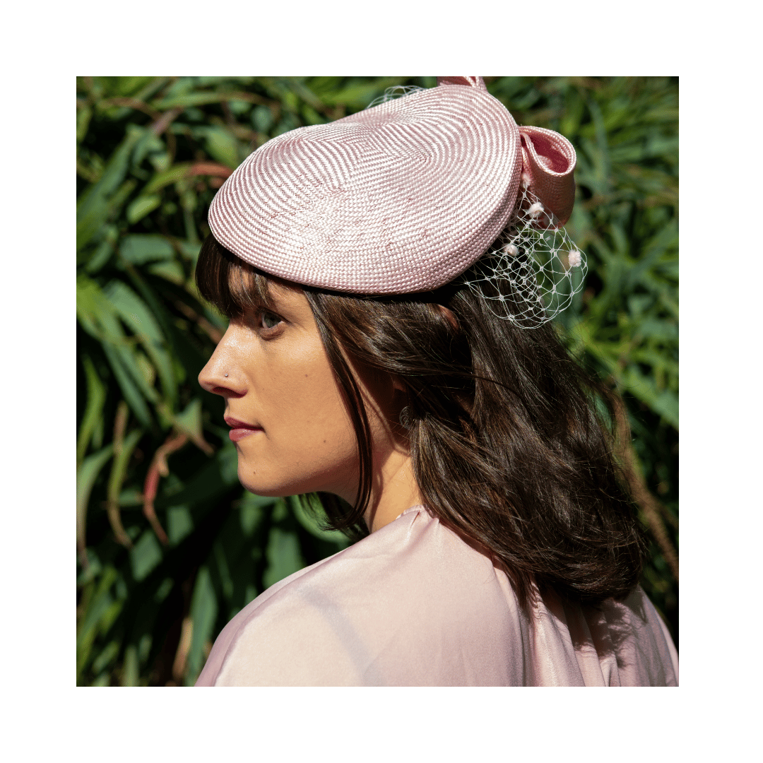 Pale Pink Cocktail shape with bow and spotted veiling